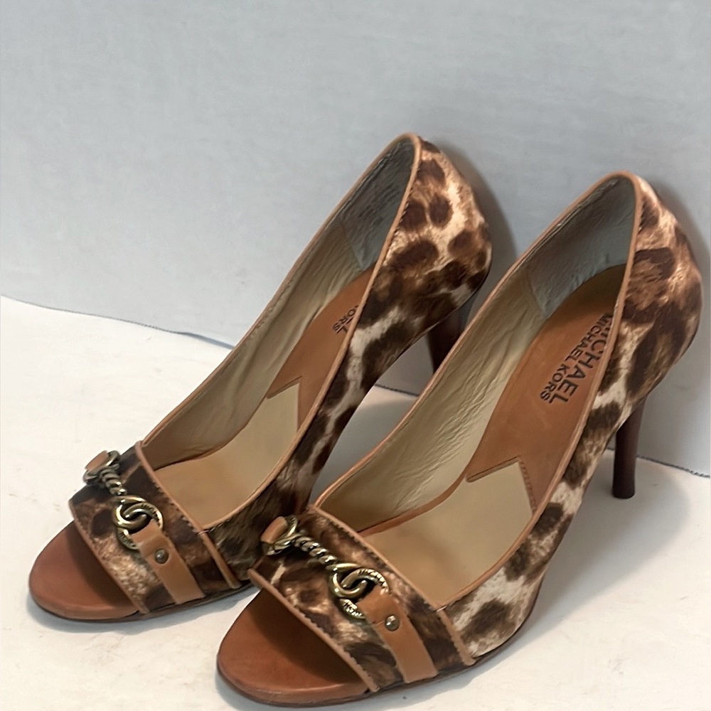 Michael Kors leather animal print heels